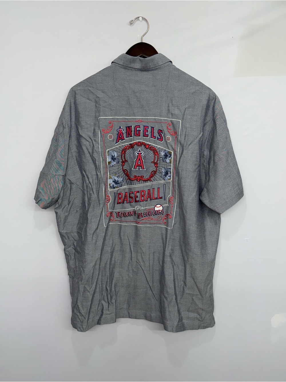 Tommy Bahama Men's XL  LA Angels MLB Baseball Short Sleeve Embroidered %100 Silk